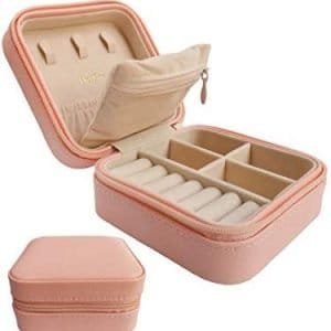 HerFav Travel Jewelry Organizer, Small Jewelry Box Mini Portable Jewelry Case for Rings Earrings & Necklace for Women Girls (Pink)